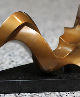 Figure with Crossed Legs, Sculpture by Jim Ritchie