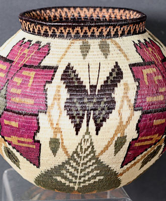 Complex Panamanian Butterfly Basket, Baskets by  Wounaan